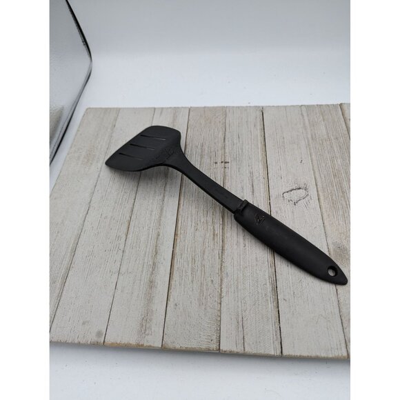 Slotted Black Nylon Spatula Flipper 11 3/4" - Picture 4 of 6